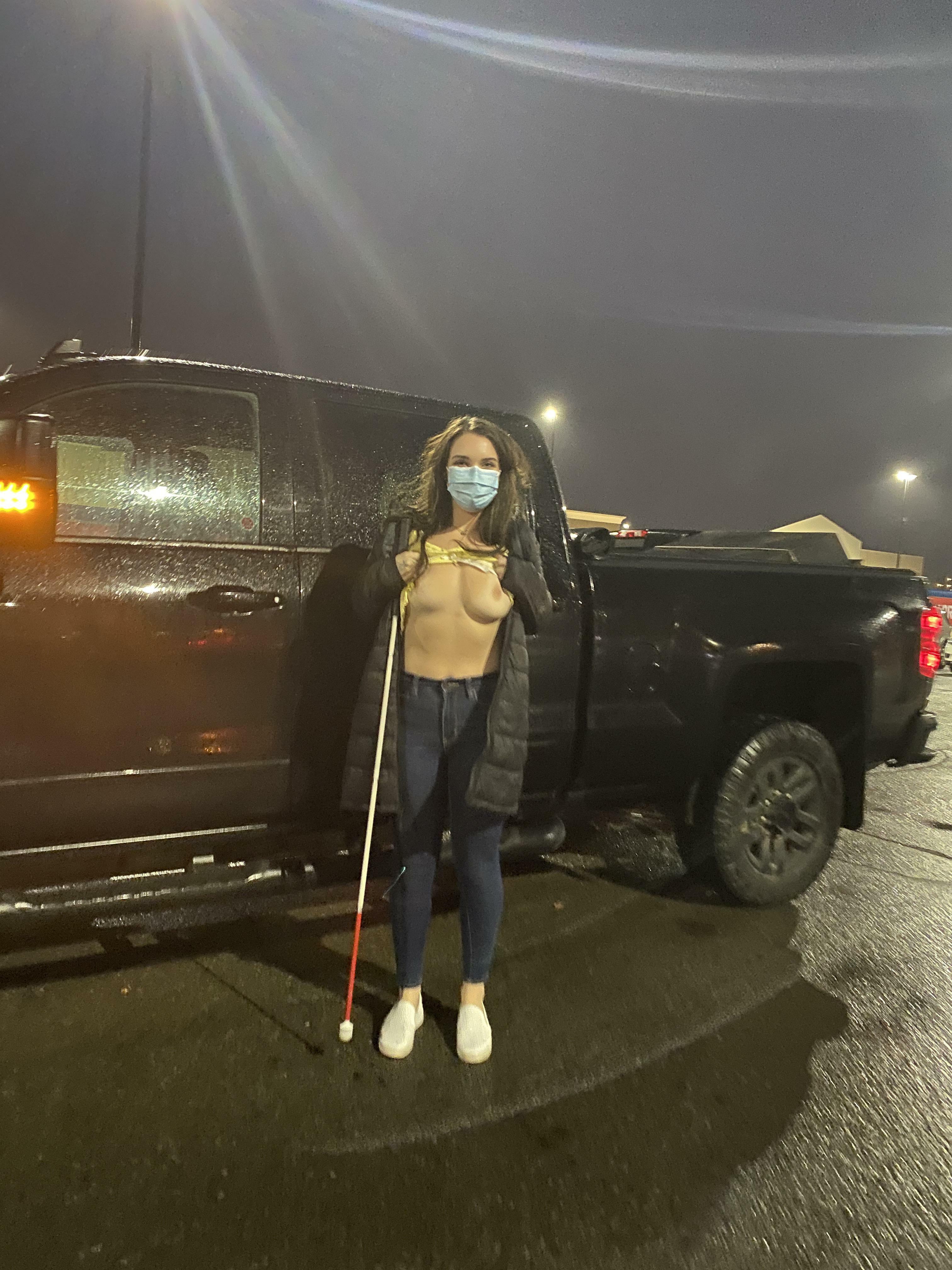 Have you ever seen a blind girl flash her tits in a parking lot? Well, now  you have ? Amateur - 3024x4032