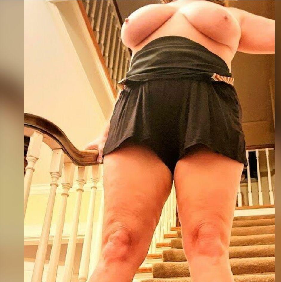 Got that mom bod all day long