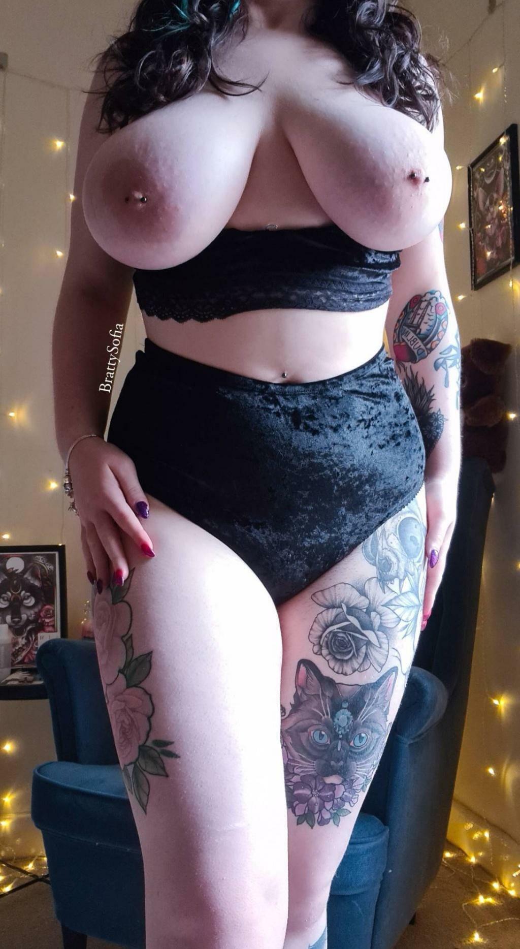 Are you into curvy girls wearing lingerie?