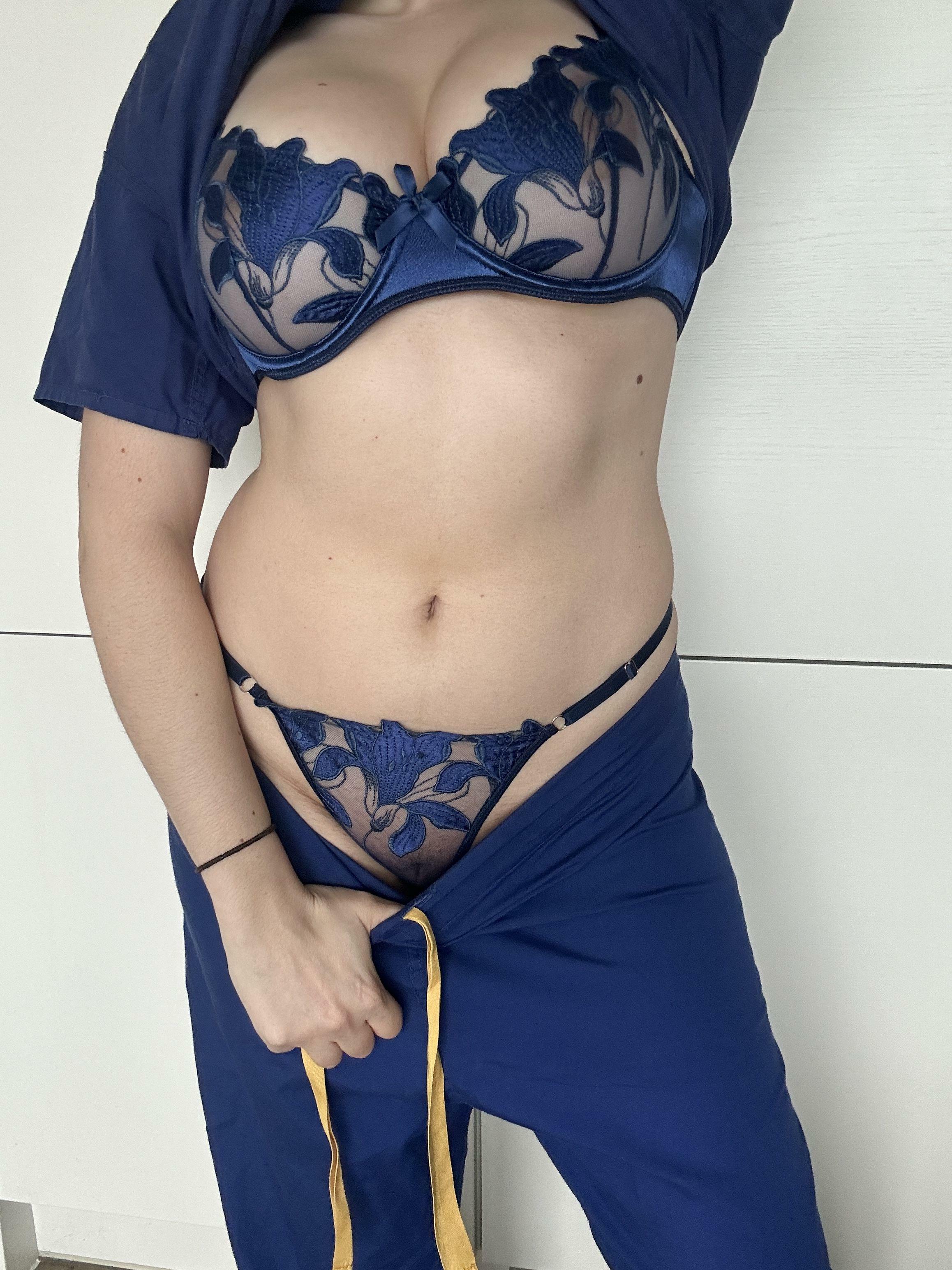 What I'm wore under my scrubs (f)23