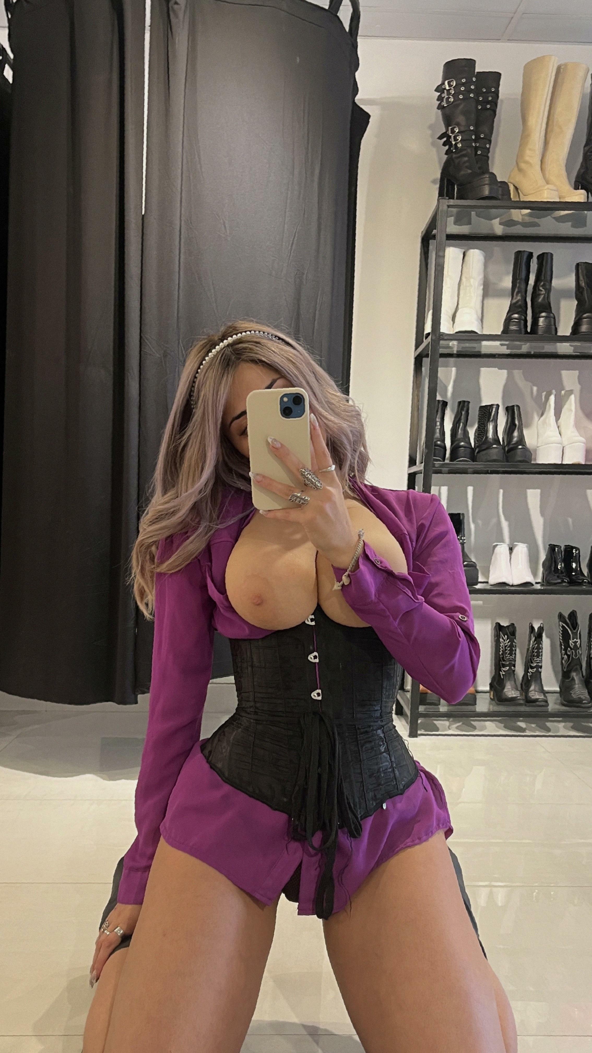 I love men who are obsessed with my titties