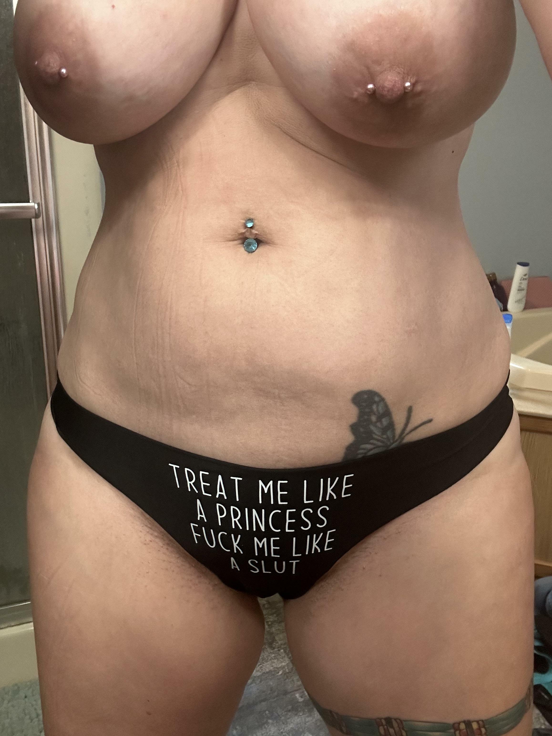 How do you like my new thong?! ??