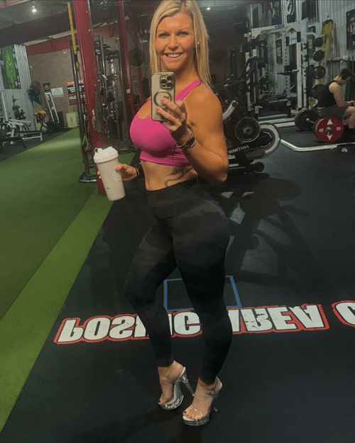 Yoga pants and heels, that’s a recipe for some fun