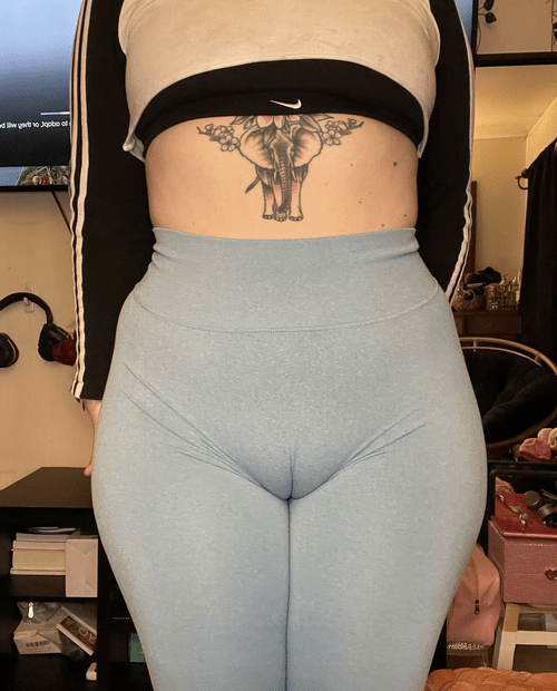 my new yoga pants aren’t camel proof… clearly