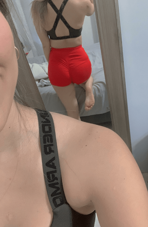 Always red makes look good
