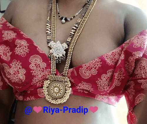 (Female) How is my blouse??? Does the jewellery match??