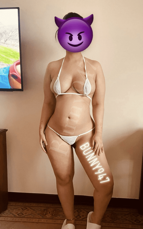 I love wearing tiny bikinis that barely cover my tits?!