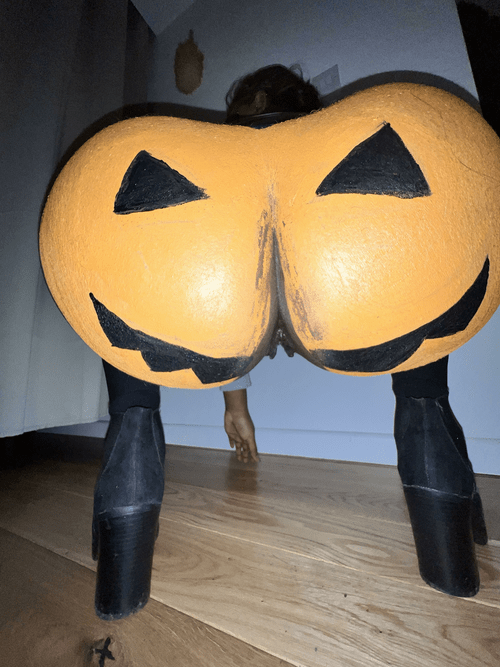 Happy Halloween (f)