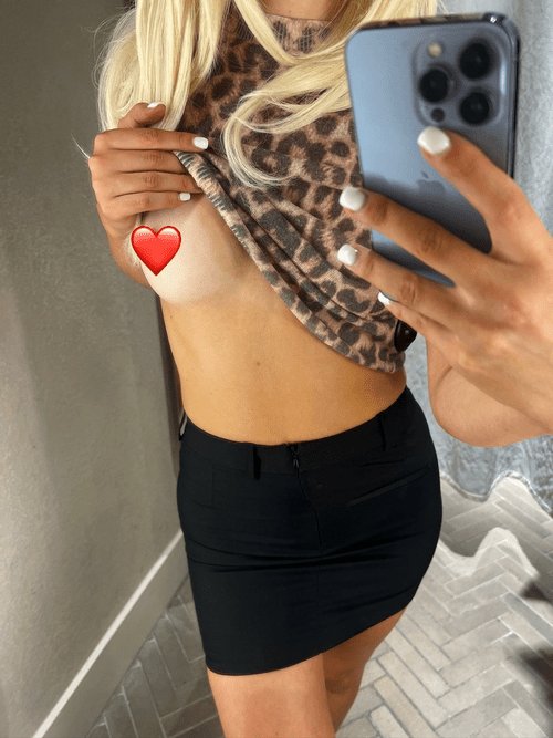 Had some fun in the changing room!?