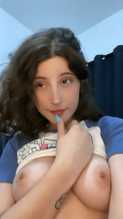 POV: Your sister's shy best friend sends you this pic by mistake... what would you do? Video nsfw