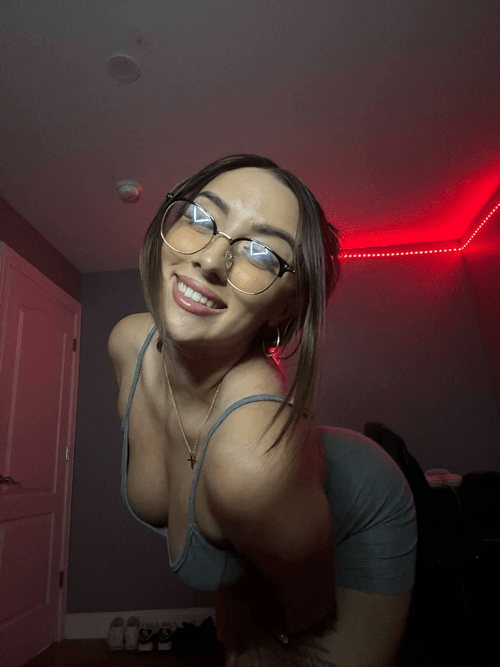 Any chance you'd date someone like me?