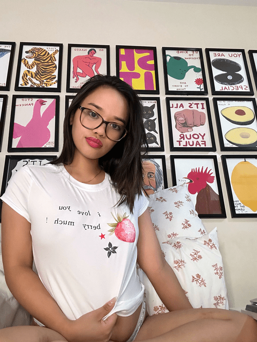 Read my shirt ?