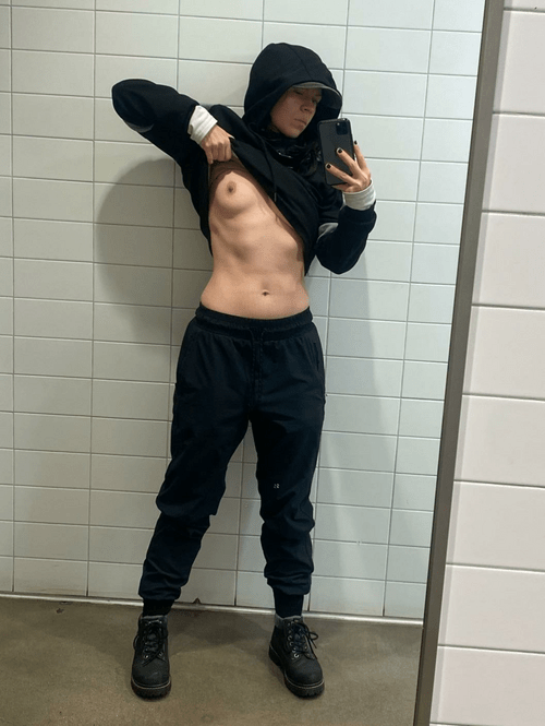 a little flash before the gym