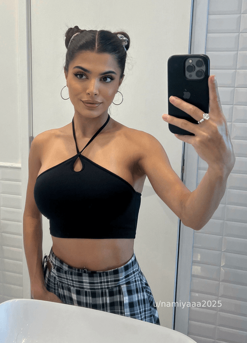 Public bathrooms get me in a naughty mood