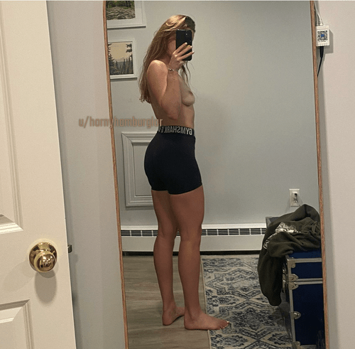 Cute little fit butt ?