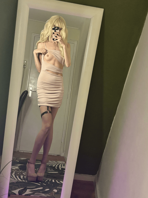 Got a new dress ?