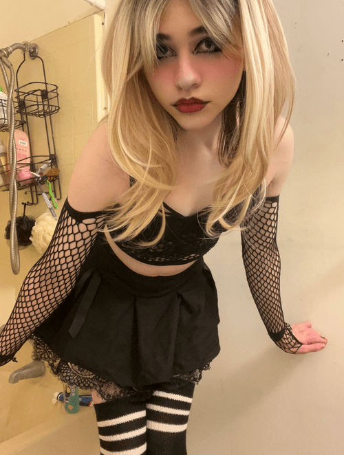 You like goth teens?