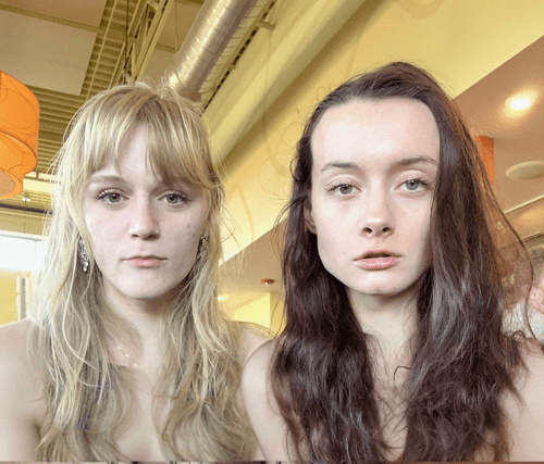 Who’s giving you head? Me or my friend:))