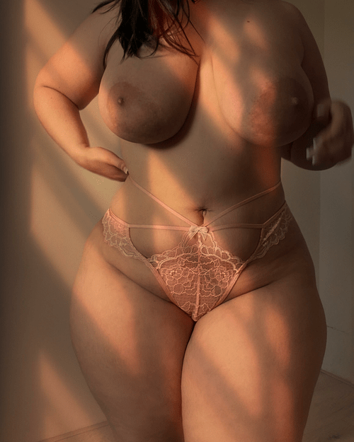 So this picture got removed in another subthis site because it wasnâ€™t deemed â€œclassyâ€ enough. Hope a curvy body is more appreciated here..