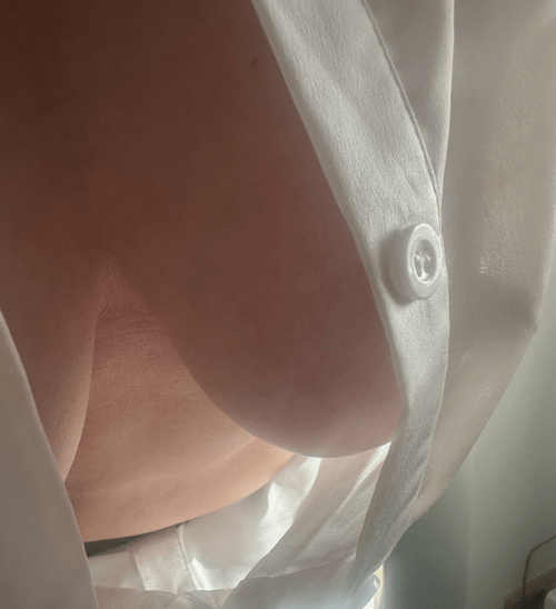 I’m new here. My work blouse really struggled with the sunshine today.