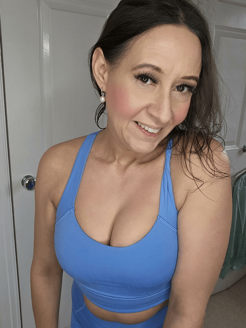 Do you like my new gym outfit?