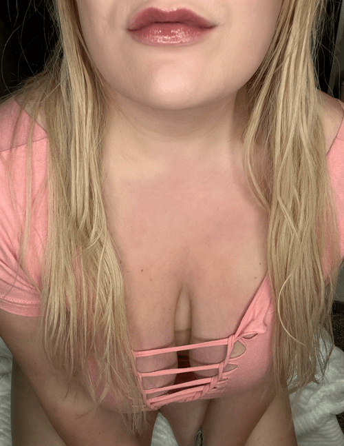 Just trying to show off an adequate Downblouse - how’d I do?