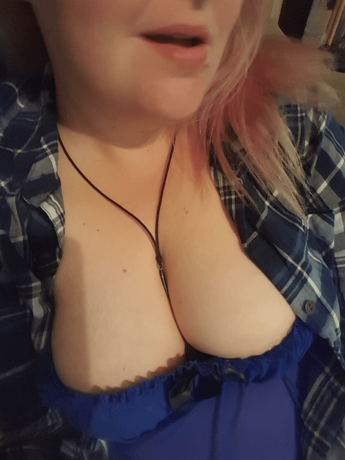 Football Cleavage...