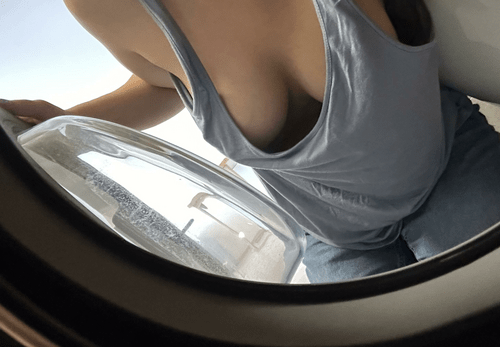 Do you envy the washing machine the live views of this loose blouse?