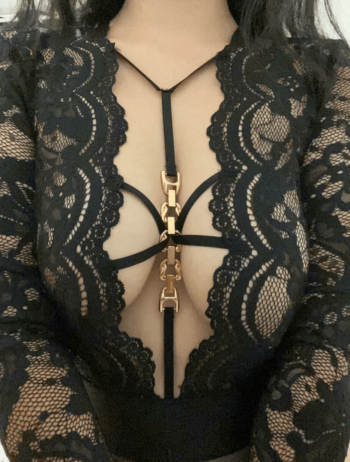 Wanna replace the chain in between my tits with something bigger? ?