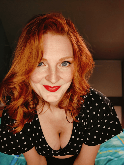 Embracing the Sweetness of Red Lips and good views????