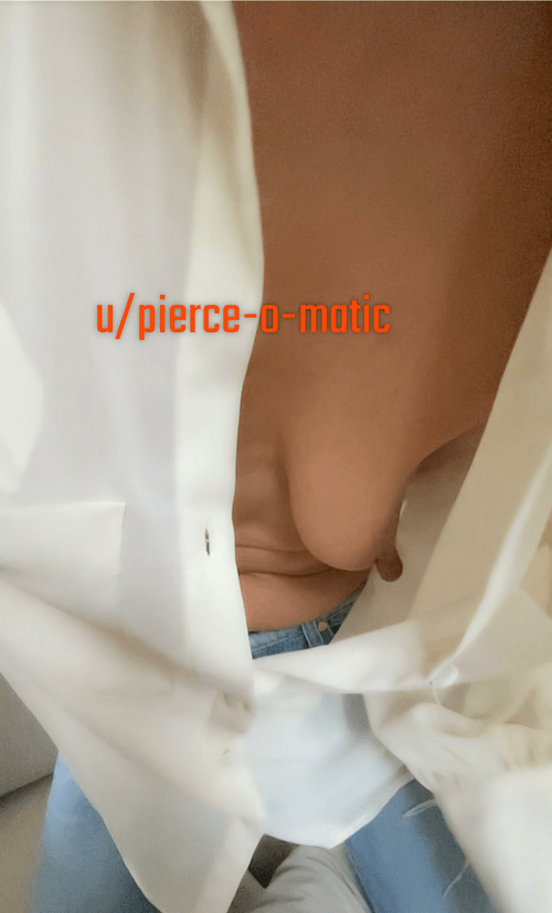 GF’s droopy nipple via DB…