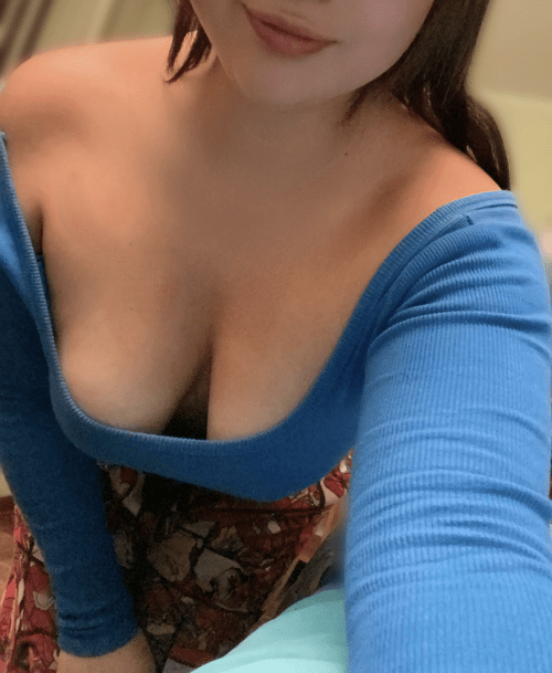 Hey i am just here for your goodnight kiss