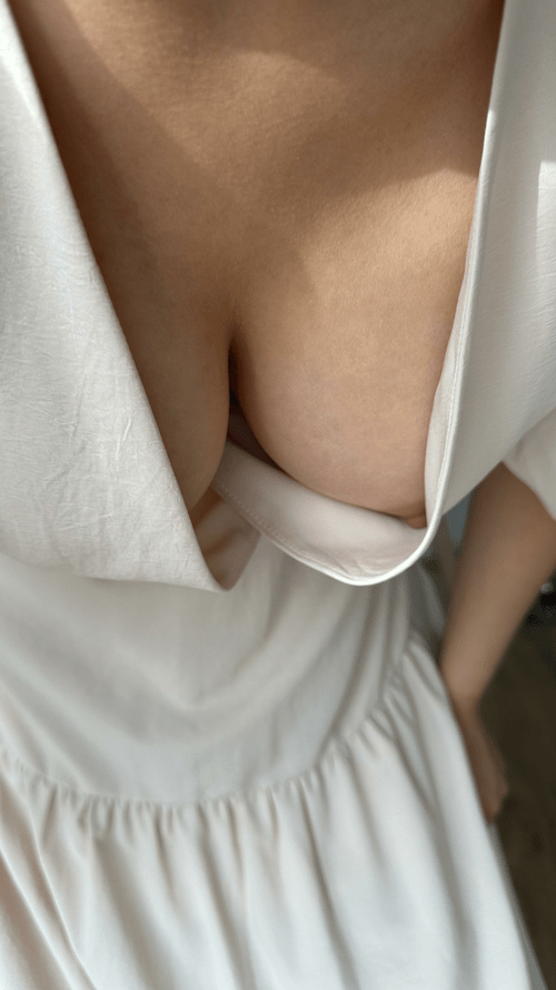 Busy Saturday, how do you like my cleaning outfit?