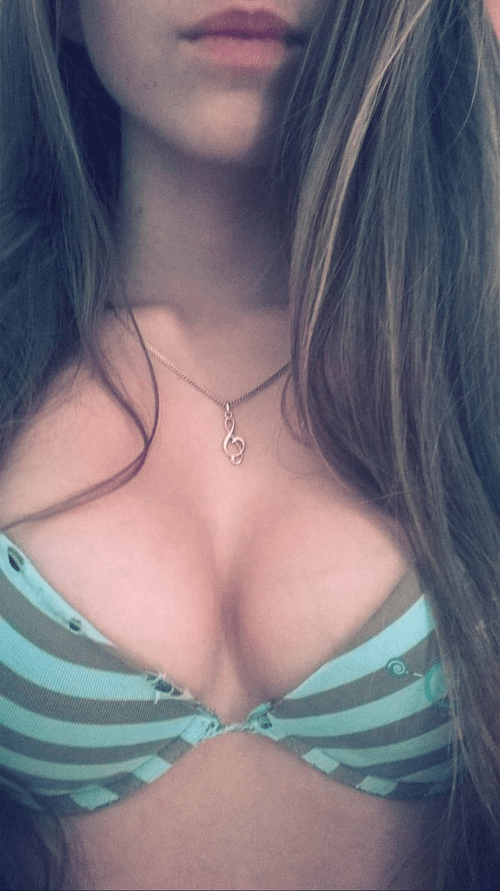 Cleavage and my lips ?