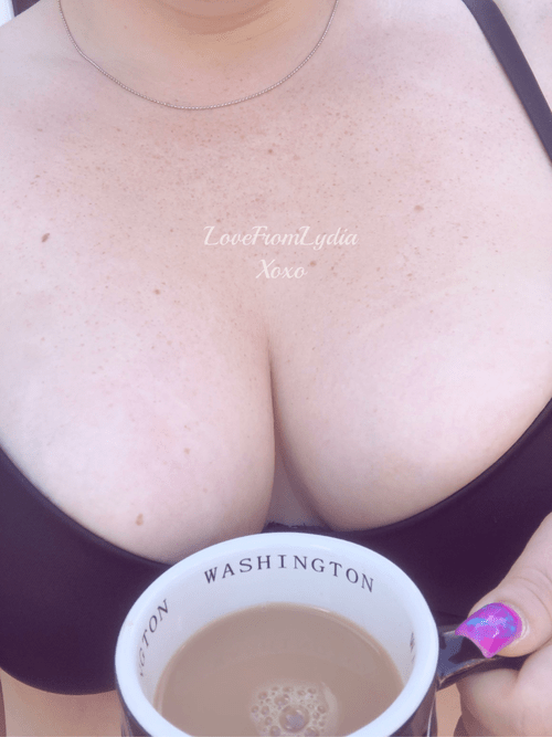 Join me for tea &amp; tits on a Tuesday ðŸ˜‚ðŸ‘