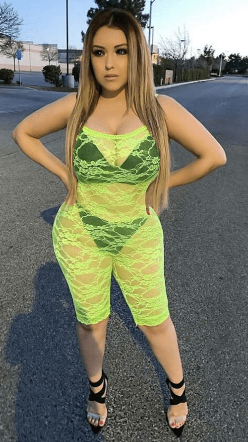 Neon Latina