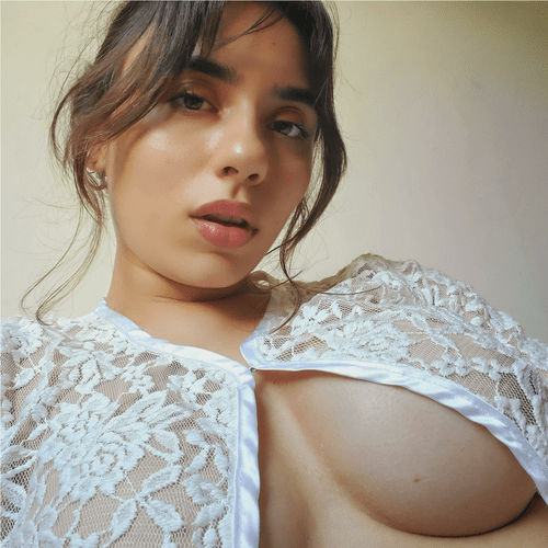 Would u come to Argentina to play w my boobs?