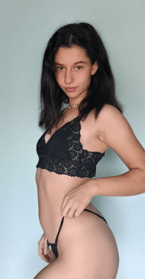 I just hope petite girls like me turn you on ?