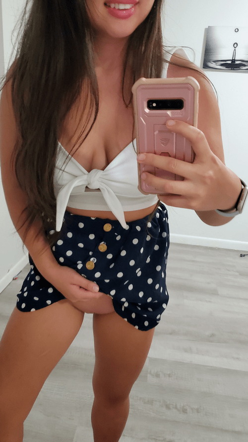 Whoops silly teacher forgot her panties today ?‍??