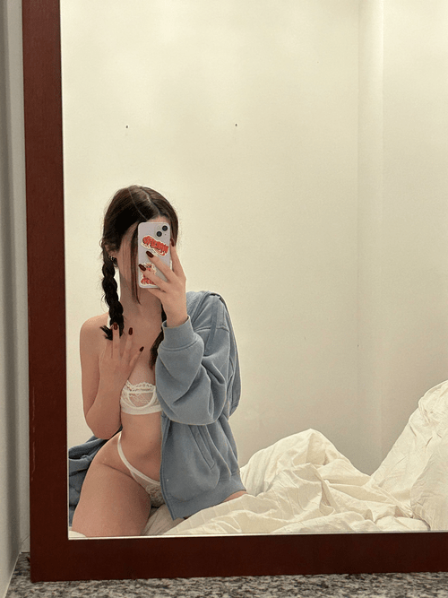 Soo... Do you prefer small or thicc asians ?