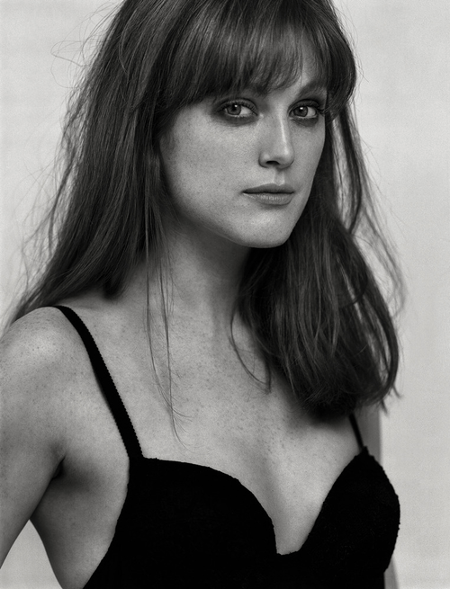 Julianne Moore, 1990