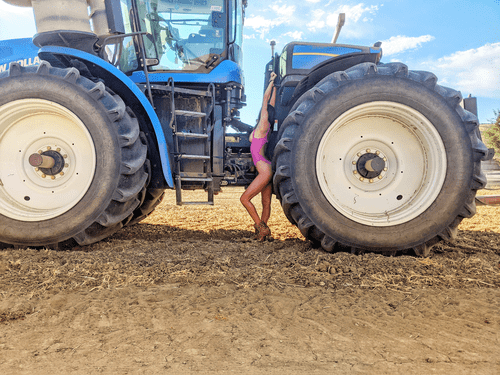 Cufed to the tractor... Hope the crew shows up to take advantage! What would you do?