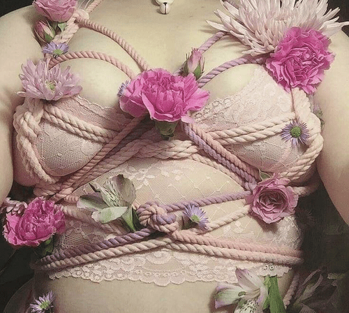 Bondage but make it feminine??