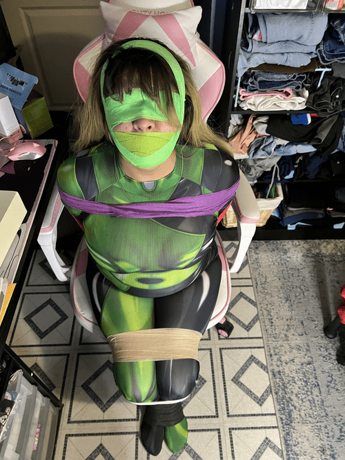 Dressing up as Shego got me tied up again