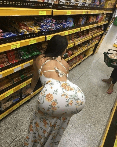 Ass-istance in aisle 4