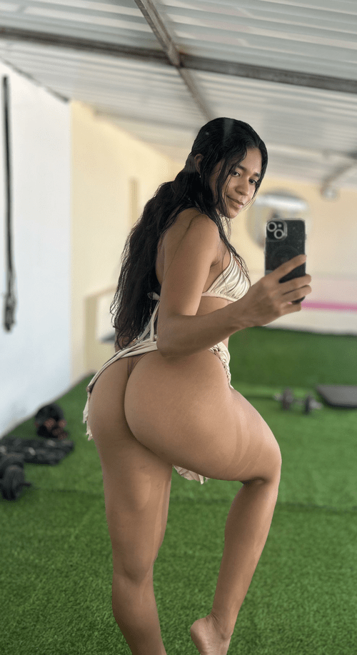 Would you fuck my wife in her outdoor gym?