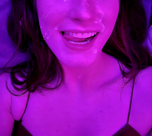 Normalize getting facials from your dickhead ex and showing your current boyfriend while he's at work. Too bad he will not be able to see me till sunday.