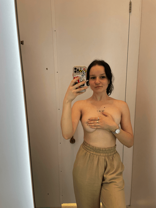 Can I show you more in this fitting room
