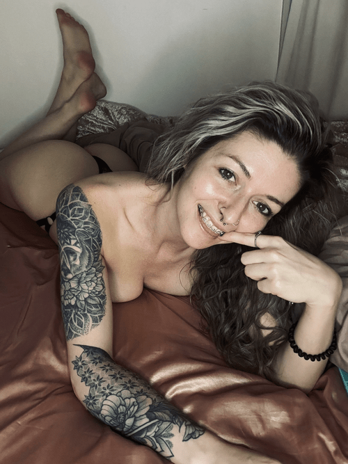 Smiling cause im naked