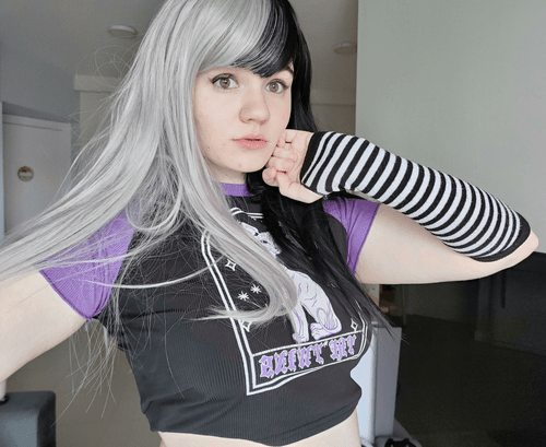 Pale